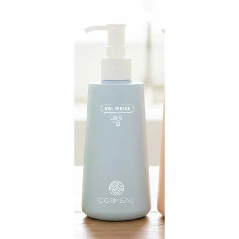 Cosmeau Wasparfum Zeebries, flesje met pompje van 250 ml naast de navulzak van 500 ml
